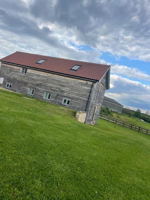 Orchard Barn *